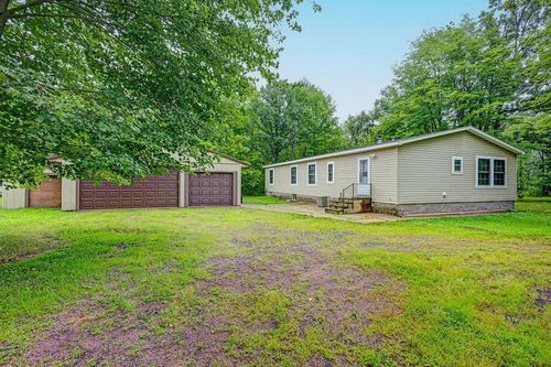 37561 Clover Cir, Hinckley, MN, 55037-8471 | Card Image