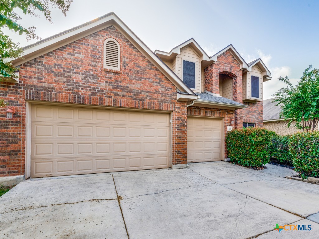 Royal Troon Dr, Cibolo, TX 78108