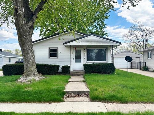 1100 18th Ave, Charles City, IA, 50616-1310 | Card Image