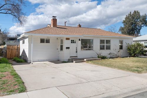 939 Bates Ave, Reno, NV, 89502-2620 | Card Image