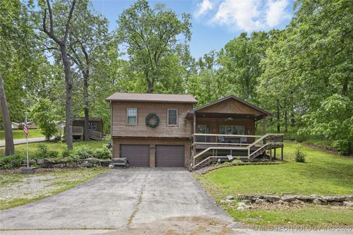 22 Oak Hill Dr, Seneca, MO, 64865-9787 | Card Image