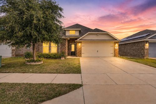 7529 Pleasant Oaks Dr, Fort Worth, TX, 76120-1732 | Card Image
