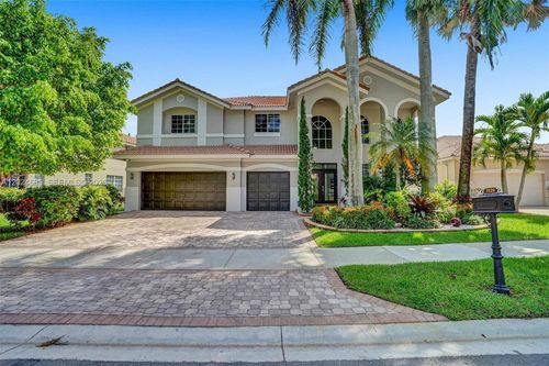 2526 Hunters Run Way, Weston, FL, 33327-1437 | Card Image