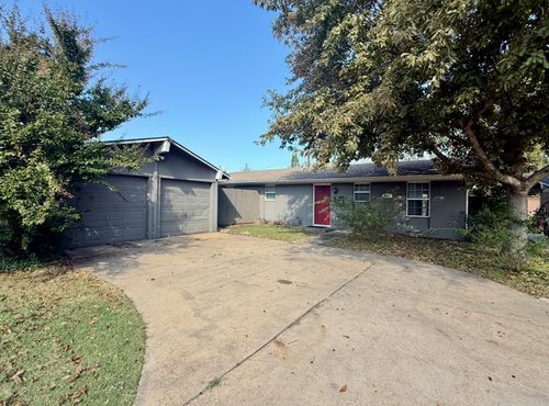 4237 Upland Way, Garland, TX, 75042-6155 | Card Image