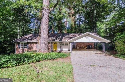 6670 Castleton Dr, Sandy Springs, GA, 30328-2002 | Card Image