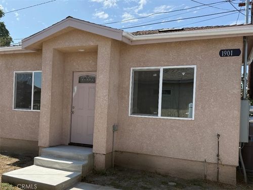 1901 N Grape Ave, Compton, CA, 90222-2423 | Card Image