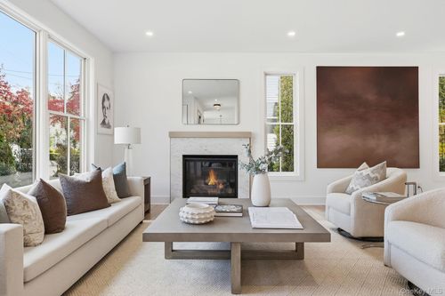 80 Grapal St, Rye, NY, 10580-3929 | Card Image