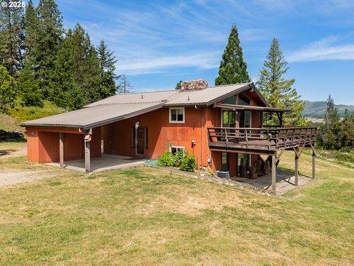 736 Ferguson Ln, Days Creek, OR, 97429-9714 | Card Image
