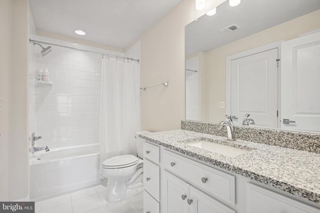 43359 Stadium Ter, Townhouse with 5 bedrooms, 5 bathrooms and null parking in ASHBURN VA | Image 4