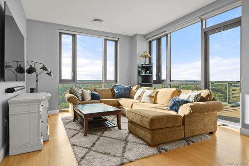 phf-701 Ridge Hill Blvd, Yonkers, NY, 10710-7708 | Card Image