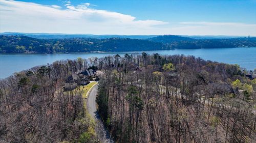 6529 Shelter Cove Dr, Hixson, TN, 37343-6007 | Card Image
