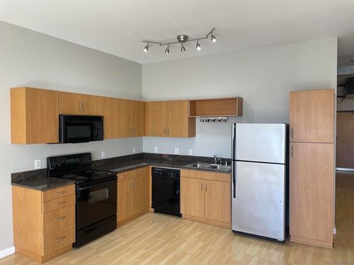 unit-337-777 6th Ave, San Diego, CA, 92101-7075 | Card Image