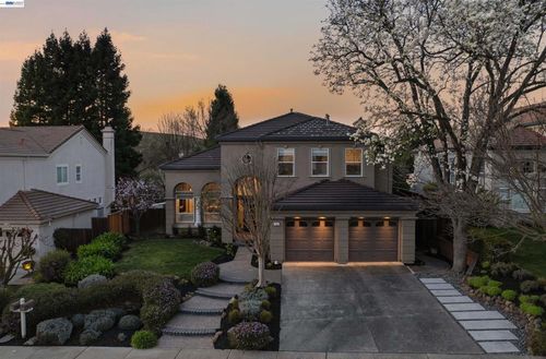 216 Elder Ct, San Ramon, CA, 94582-5569 | Card Image