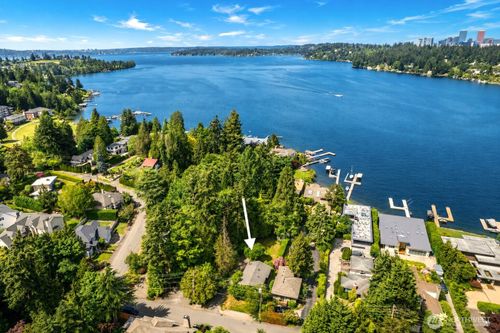 9412 Se 33rd St, Mercer Island, WA, 98040-3112 | Card Image
