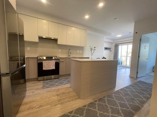 529-13968 Laurel Drive, Surrey, BC, V3T1A8 | Card Image