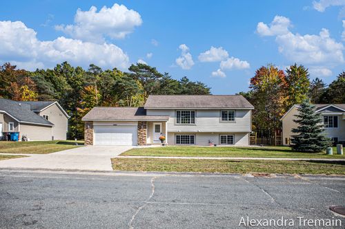 2681 Cutlass St, Wayland, MI, 49348-9469 | Card Image