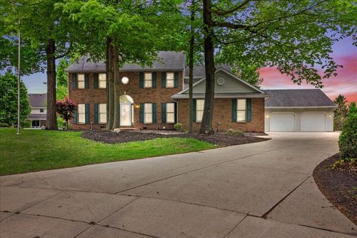 1312 Glenview Cir, Bellefontaine, OH, 43311-2749 | Card Image