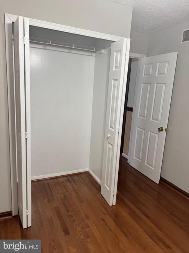 7869 Wenwell Ct, House other with 4 bedrooms, 2 bathrooms and null parking in PASADENA MD | Image 14
