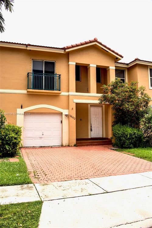 16102 Nw 22nd St, Pembroke Pines, FL, 33028-1258 | Card Image