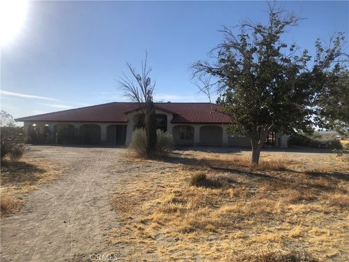 6888 Bookasta St, Adelanto, CA, 92301 | Card Image