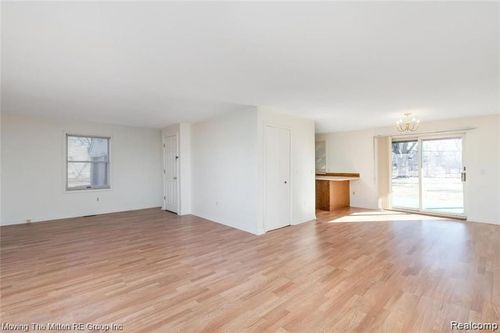 11631 Belleville Rd, Van Buren Twp, MI, 48111-3700 | Card Image