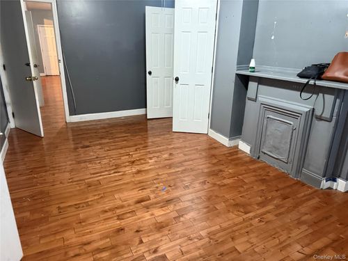 169 Euclid Ave, Brooklyn, NY, 11208-1421 | Card Image