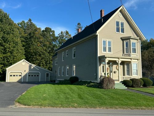 9 Charles Street, Houlton, ME, 04730 | Card Image