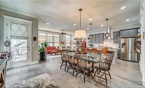 830 Grove Bnd, Decatur, GA, 30030-2717 | Card Image