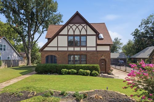 2724 E 14th Street, Tulsa, OK, 74104 | Card Image