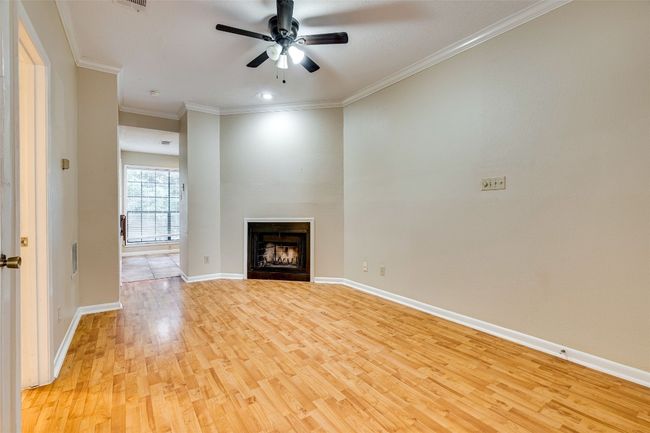APT-205 - 715 W 22 Nd 1/2 St, Condo with 2 bedrooms, 2 bathrooms and 2 parking in Austin TX | Image 8