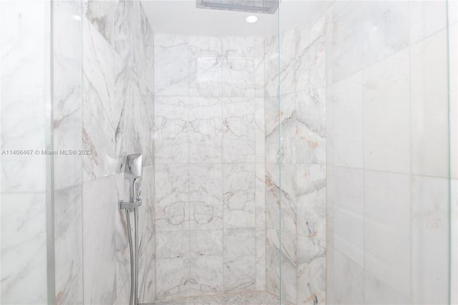 APT-104 - 6000 Island Blvd, Condo with 2 bedrooms, 2 bathrooms and null parking in Aventura FL | Image 19
