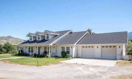 32491 Pleasant Oak Dr, Springville, CA, 93265-9307 | Card Image