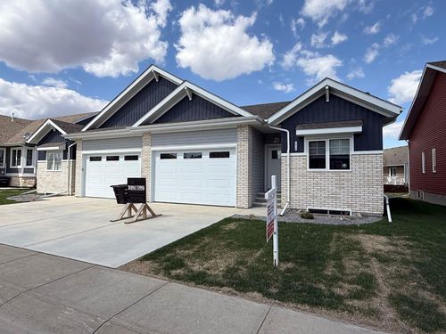 4930 Beardsley Ave, Lacombe, AB, T4L0G4 | Card Image