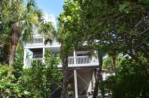 4551 Bartlett Parkway, Captiva, FL, 33924 | Card Image