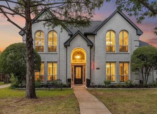 2800 Rosecliff Ter, Grapevine, TX, 76051-5619 | Card Image