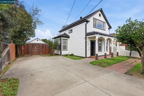 235 235 E Knoles Way, Stockton, CA, 95204 | Card Image