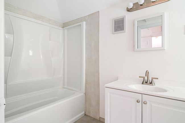 813 Avon Rd, House other with 4 bedrooms, 2 bathrooms and null parking in West Palm Beach FL | Image 38