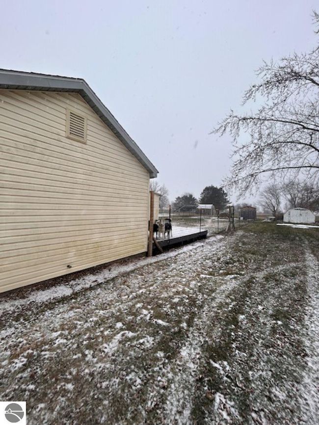 535 Midland St, House other with 2 bedrooms, 1 bathrooms and null parking in Merrill MI | Image 26