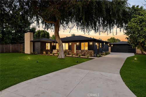 210 N Lomita Ave, Ojai, CA, 93023-1542 | Card Image