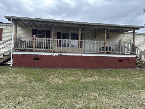 3356 Postlethwait Ridge Rd, Littleton, WV, 26581-7633 | Card Image