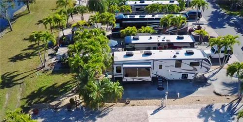 835 Gulf Waters Blvd, Fort Myers Beach, FL, 33931 | Card Image