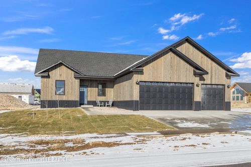 1046 Pawnee Rd, Driggs, ID, 83422 | Card Image
