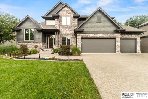 723 S 195th St, Elkhorn, NE, 68022-4824 | Card Image