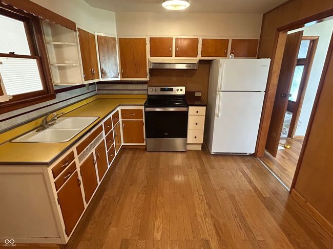 5822 W 62 Nd St, House other with 3 bedrooms, 1 bathrooms and null parking in Indianapolis IN | Image 19