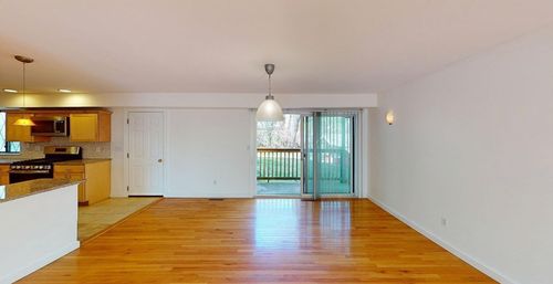 22-22-24 Broadlawn Park, Chestnut Hill, MA, 02467-3503 | Card Image
