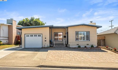 332 Heather Way, South San Francisco, CA, 94080-1329 | Card Image
