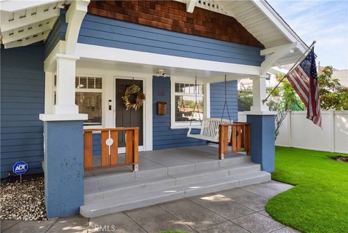 236 W 1st St, San Dimas, CA, 91773 | Card Image