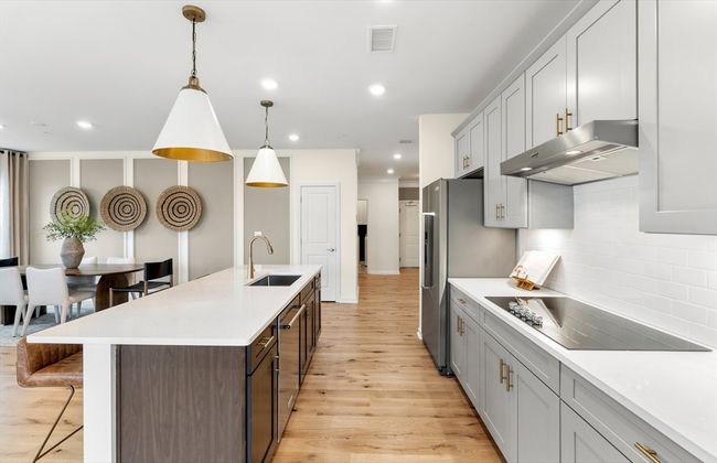 UNIT-109 - 2 Stratton Dr, Condo with 1 bedrooms, 1 bathrooms and 2 parking in Woburn MA | Image 5
