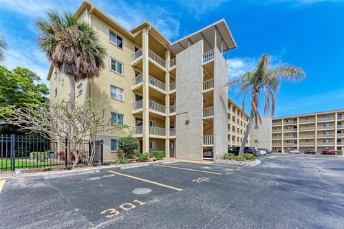 k108-3514 Lake Bayshore Dr, BRADENTON, FL, 34205-5148 | Card Image