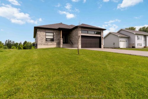 b-513 Voie Ferree St, Hammond, ON, K0A2A0 | Card Image